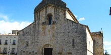 Iglesia de San Pedro de Besalú, Garrotxa, Gerona