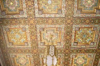 Techo adornado de una casa en el Mar Muerto, Jordania