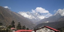 Everest con Nuptse y Lhotse, vistos desde Tengboche