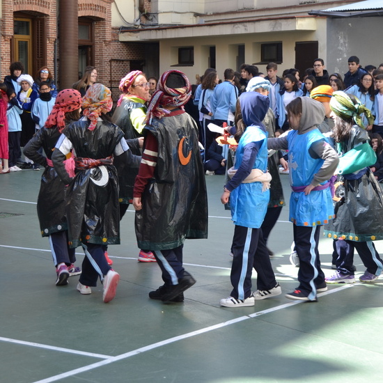 Jornadas Culturales y Depoortivas 2018 Bailes 3 12