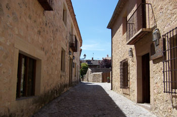 Calle de Pedraza, Segovia, Castilla y León