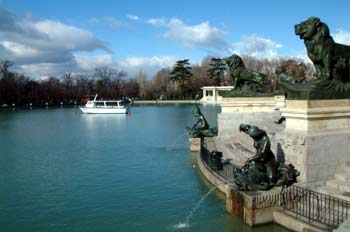 Estanque, parque del Retiro, Madrid