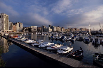 Puerto deportivo, Gijón
