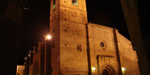 Vista nocturna de la Catedral de Cáceres