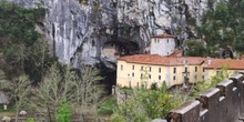 Santa Cueva de Covadonga 6