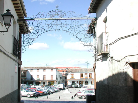 Calle y plaza en Valdemoro