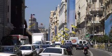La Gran Vía de Madrid adornada con motivo de la Boda Real.