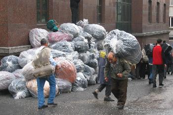 Los camal, cargados como mulas, Estambul, Turquía