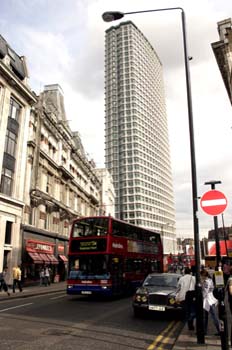 Tottenham Court Road, Londres