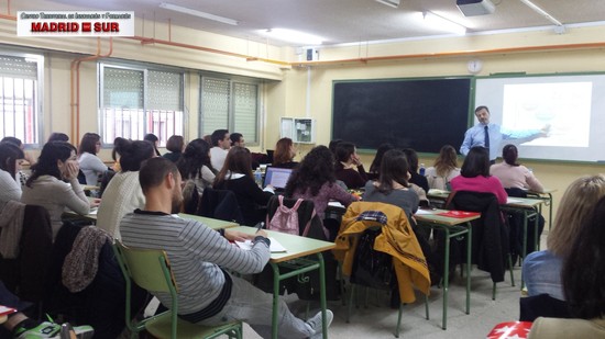ponencia impartida por el Director del Colegio Maestro Rodrigo de Aranjuez
