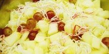 Ensalada de manzana y uvas