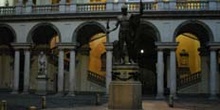 Estatua de Neptuno, Milán