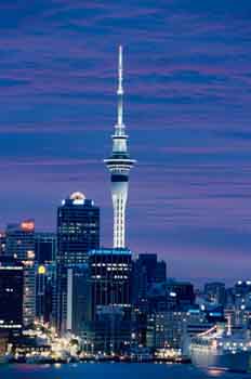 Auckland (Nueva Zelanda) de noche