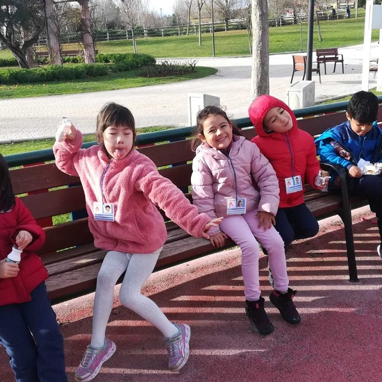 2019_12_18_Los monos azules visitan a la mujer gigante_CEIP FDLR_Las Rozas 4