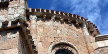 ábside de la Iglesia de Sta. María del Rivero, San Esteban de Go