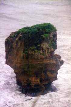 Roque kárstico de gran tamaño, Nueva Zelanda
