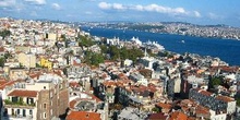 Vista del Bósforo desde el mirador de la Torre Gálata, Estambul,