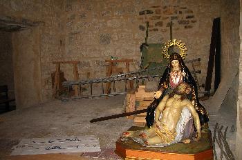Estatua de María y Jesús, iglesia de Arnes, Tarragona