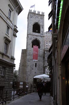 Torre del centro histórico, Génova