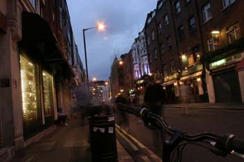 Soho anocheciendo, Londres