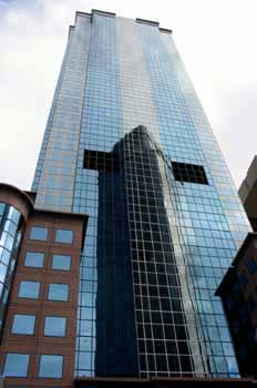 Reflejos en los rascacielos de Melbourne, Australia