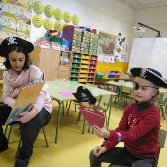 CUENTACUENTOS INFANTIL. día del libro 18-19 15