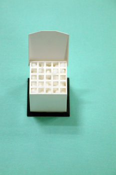 Dispensador bolitas de algodón