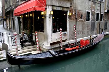 Góndola y gondolero, Venecia