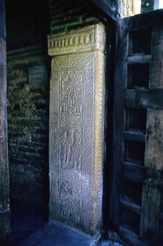 Jamba de la iglesia de San Miguel de Lillo, Oviedo, Principado d