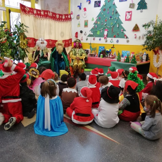 VISITA REYES MAGOS. 1. 18-19 23