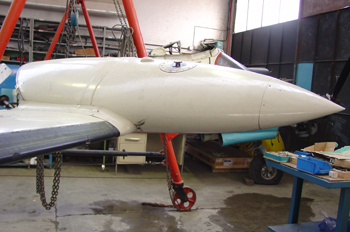 Punta de ala con deposito combustible