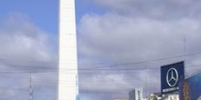 Obelisco de Buenos Aires en la Avenida 9 de Julio, Buenos Aires,