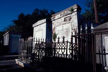 Cementerio, lápidas