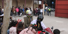 Visita de sus Majestades los Reyes Magos al colegio Luis Bello en moto 2018 20