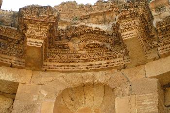 Fachada del Templo de las Ofrendas, Jarash, Jordania