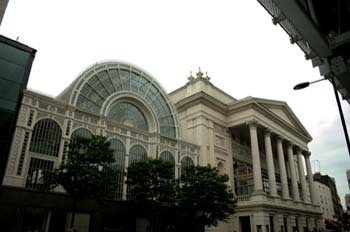 Fachada del Royal Opera House, Londres