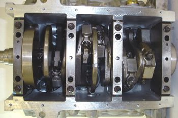 Bloque 6 cilindros en V.  Vista de bancada