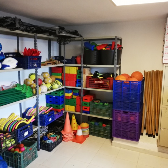 FOTOS ALMACÉN DE EDUCACIÓN FÍSICA 3
