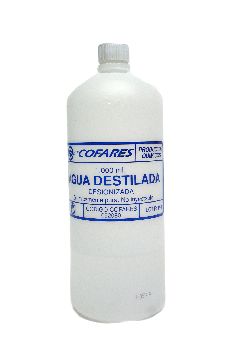 Agua destilada