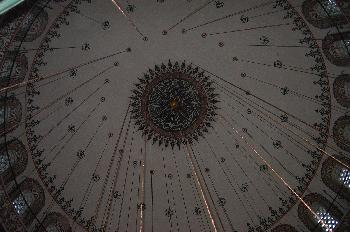 Cúpula en Rüstem Pasa Camii, Estambul, Turquía