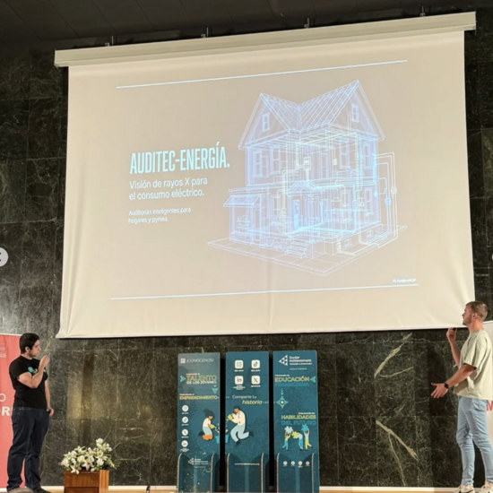 Final del concurso de miniempresas de la Fundación Junior Achievement