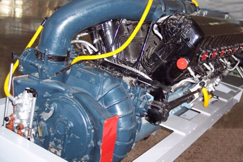 Vista lateral de un motor en V