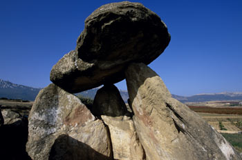 Dolmen de la Hechicera, Elvillar