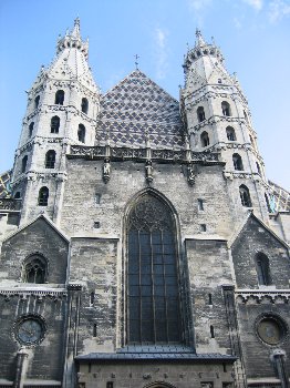 Fachada de la Catedral de San Esteban