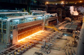 Interior de unos altos hornos de Avilés, Principado de Asturias