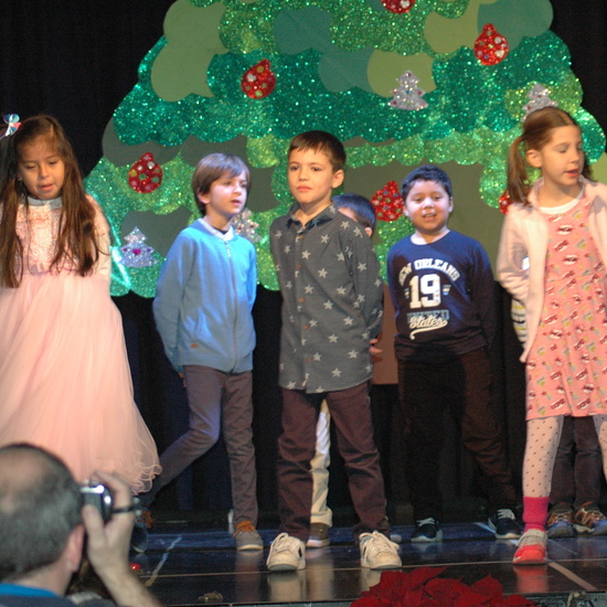 UNIENDO MUNDOS EN NAVIDAD. FESTIVAL 18 11