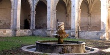 Claustro Antiguo del Monasterio de Irache, Ayegui, Comunidad For