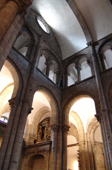 Interior de la Catedral de Santiago de Compostela, La Coruña, Ga