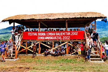 Festival de Verano, Irian Jaya, Indonesia