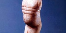 Mujer encinta, escultura cicládica, Museo Nacional de Atenas
